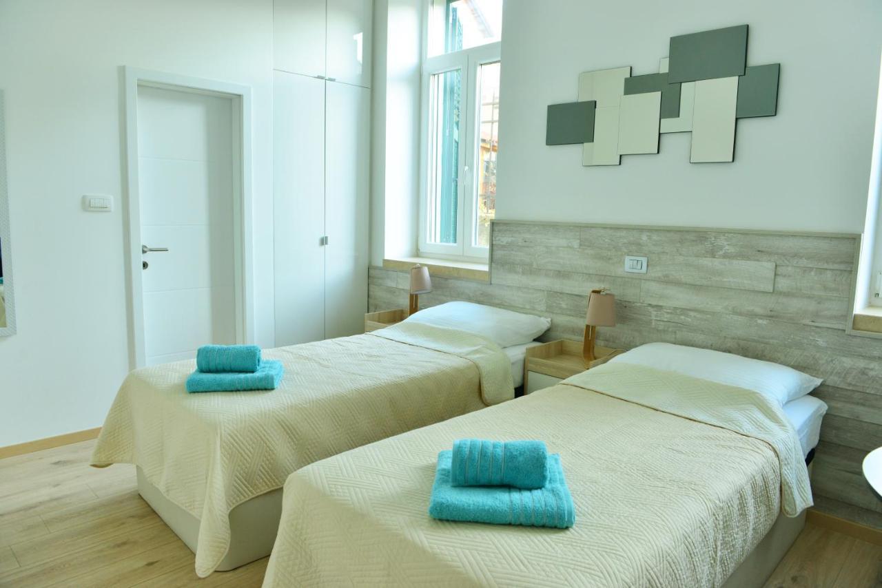 En-Suite Rose On Rokova Street - 5 Min Walk To The Old Town Of Split Exterior photo